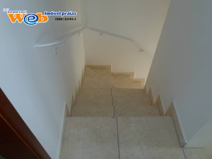 Casa à venda com 2 quartos, 60m² - Foto 11