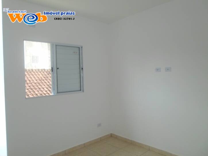 Casa à venda com 2 quartos, 60m² - Foto 18