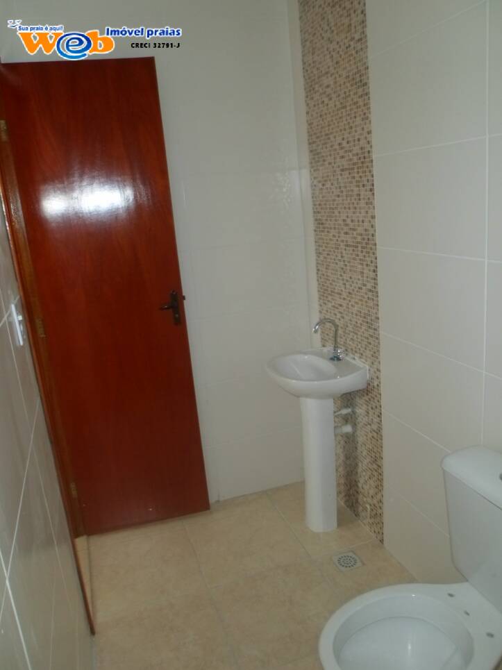 Casa à venda com 2 quartos, 60m² - Foto 19